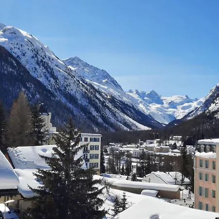 Chesa San Peider - *